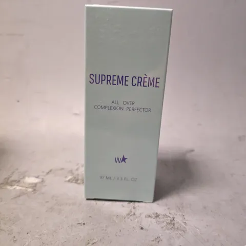 TOTE OF APPROXIMATELY 30 ASSORTED SUPREME CREME