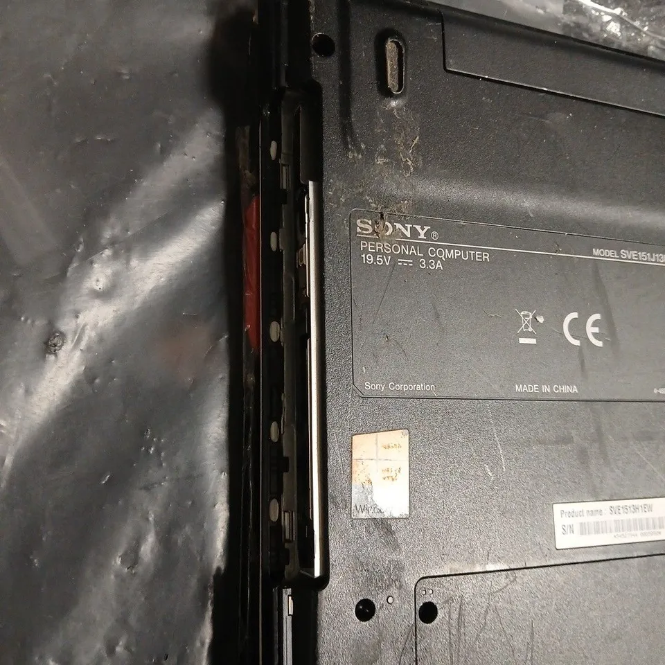 SONY VAIO LAPTOP SVE151J13EW