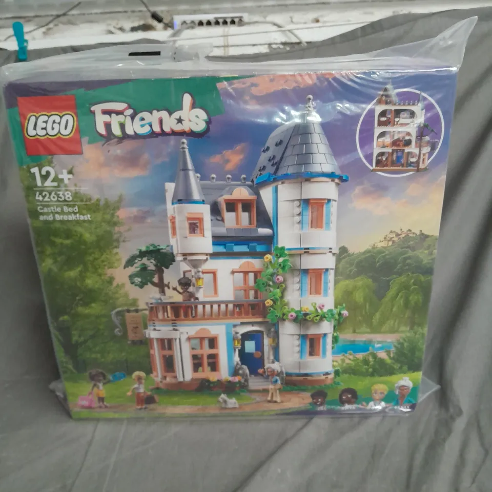 LEGO FRIENDS CASTLE BED AND BREAKFAST TOY SET 42638