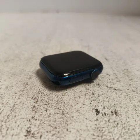 APPLE SMARTWATCH SERIES 6