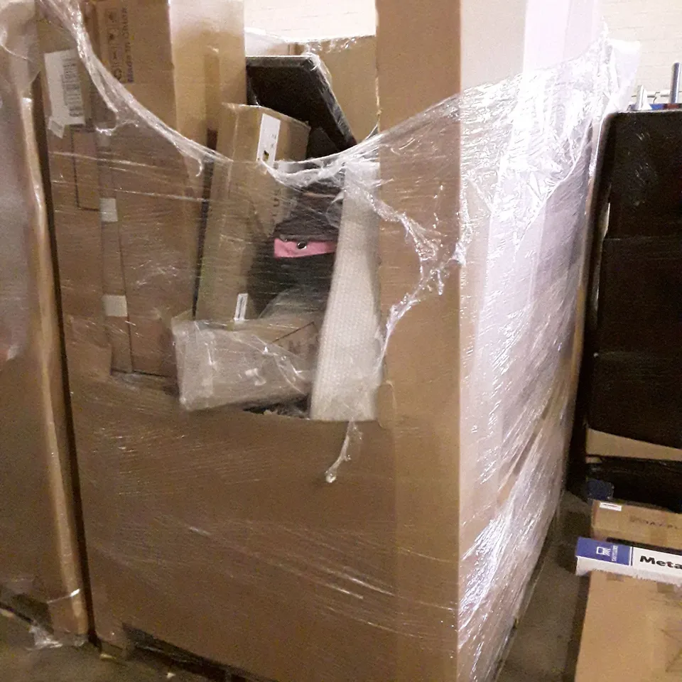 PALLET OF ASSORTED PRODUCTS INCLUDING BABY WALKER, TOWEL RACK, METAL SHOE RACK, GRANITE FRY PAN, DISH RACK