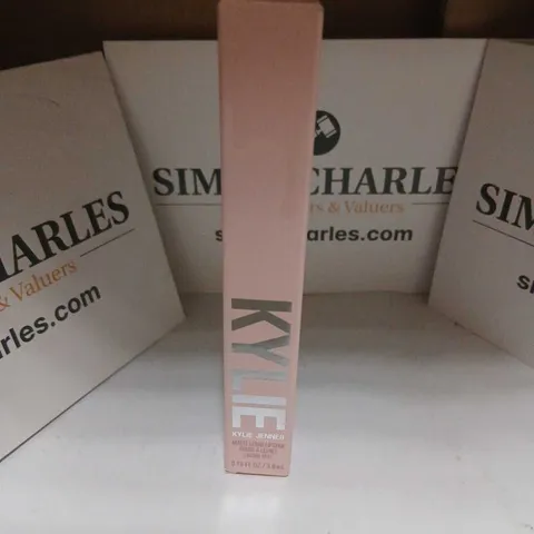 BOXED KYLOIE JENNER MATTE LIQUID LIPSTICK 3ML
