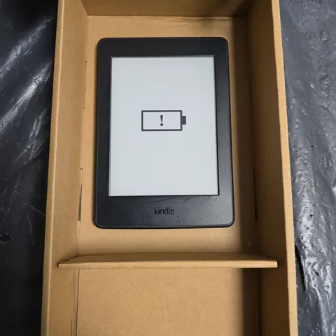 AMAZON KINDLE E-READER (BLACK) IN ORIGINAL BOX; SCREEN SHOWS LOW BATTERY ICON