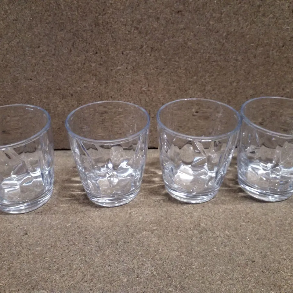 BOXED SET OF 4 CLEAR PLASTIC CUPS