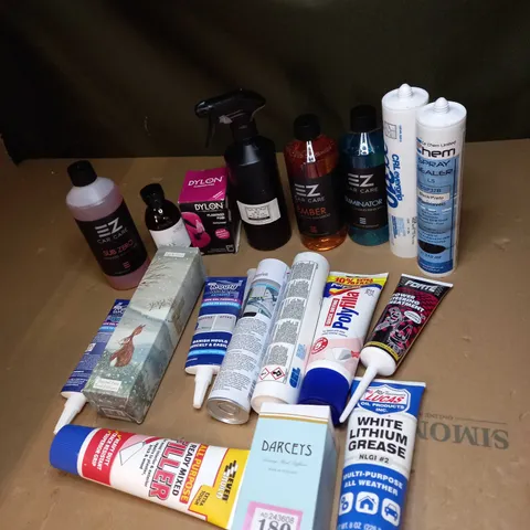 LOT OF ASSORTED HOUSEHOLD ITEMS TO INCLUDE MAGIC MOULD, OIL DIFFUSERS AND POLYFILLA