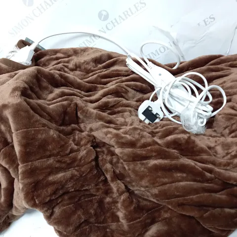 COZEE HOME LUXURY HEATED THROW - NEUTRAL