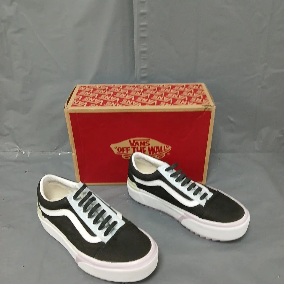 BOXED PAIR OF VANS OLD SKOOL STACKED PASTEL TRAINERS UK 6 