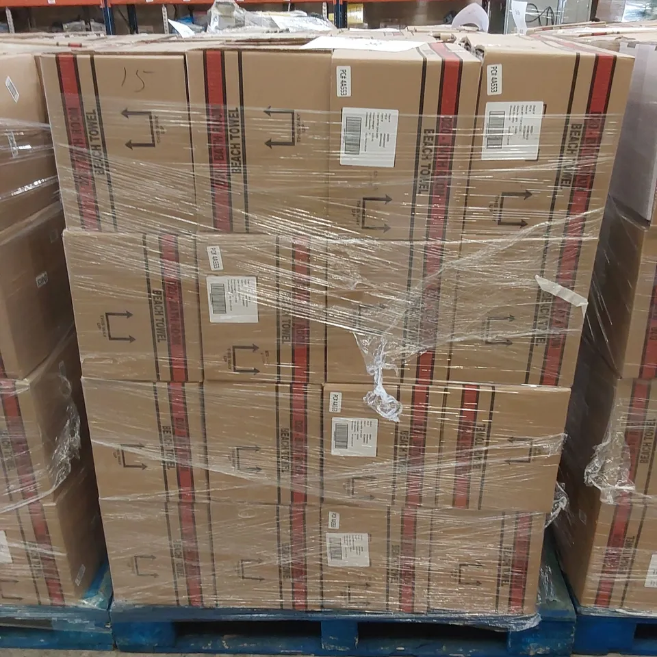 PALLET TO CONTAIN APPROX 48 BOXES OF BRAND NEW UNION JACK BEACH TOWELS - 9 TOWELS PER BOX // SIZE: APPROX 71 X 152cm // COMBINED RRP £2,376.00