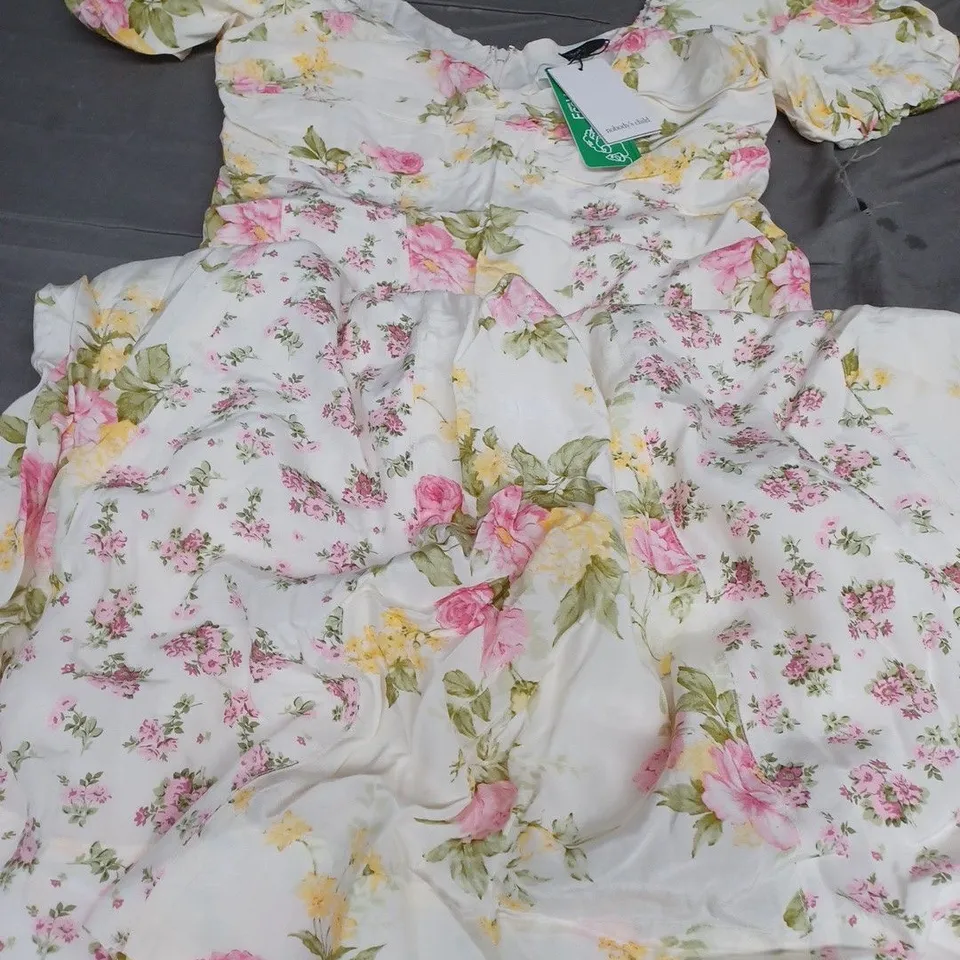 NOBODY'S CHILD PEONY BIG FLORAL MIDI DRESS, OCCASIONAL WHITE - UK SIZE 14