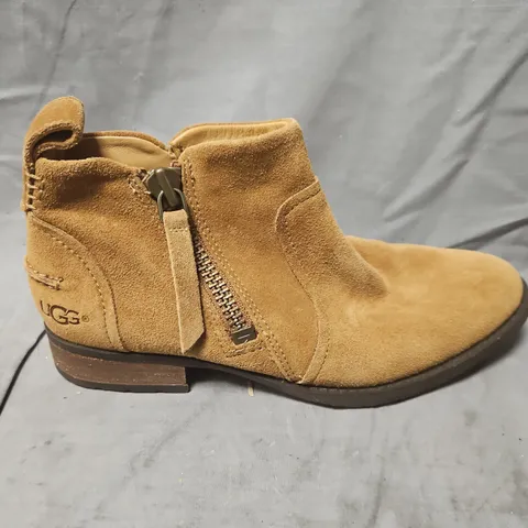 UGG TAN SUEDE ANKLE BOOTS WITH SIDE ZIP – PULL TAB - UK 4