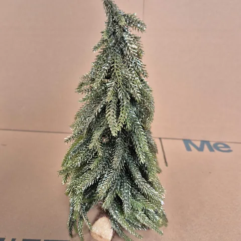 BOX OF APPROX 6 GISELA GRAHAM LONDON DECORATIVE ARTIFICIAL CHRISTMAS TREES