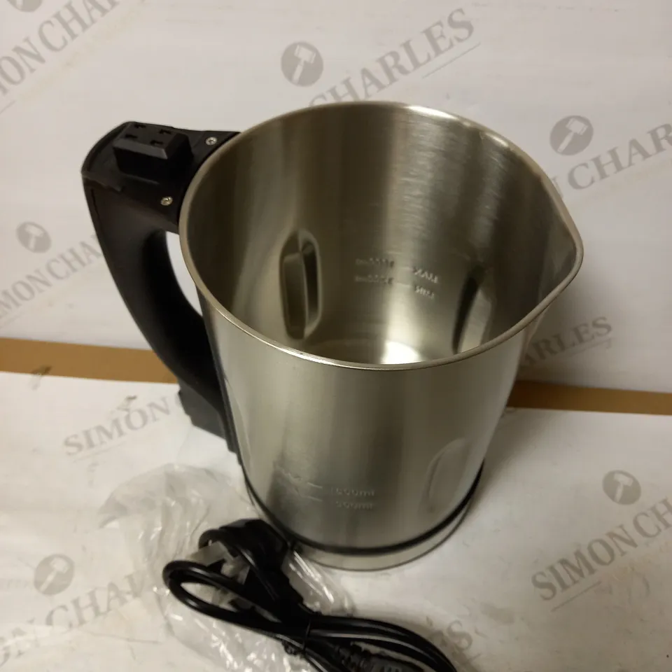 MORPHY RICHARDS SOUP MAKER 