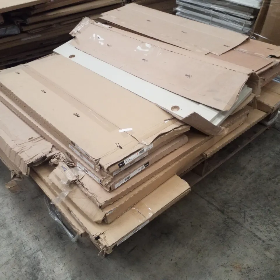 PALLET CONTAINING ASSORTED PAN DRAWERS PARTS