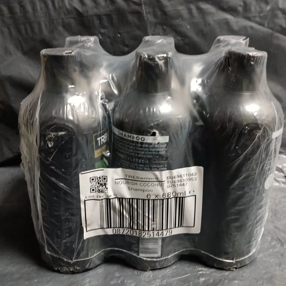 TRESEMMÉ NOURISH COCONUT SHAMPOO - 6 X 680ML (MULTI-PACK)