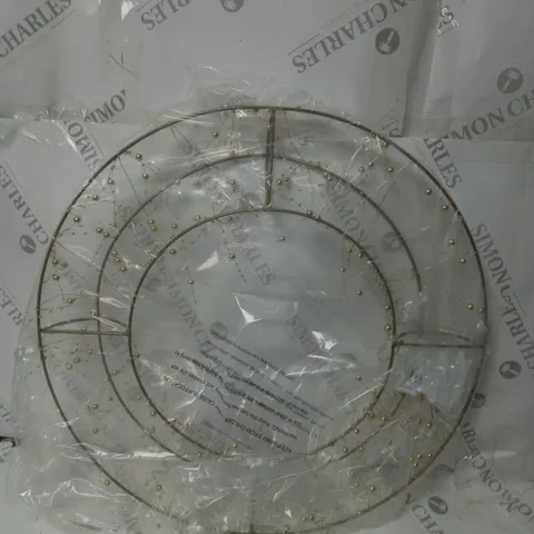 BOXED SARA DAVIES GOLD PRE-LIT BEADED WREATH