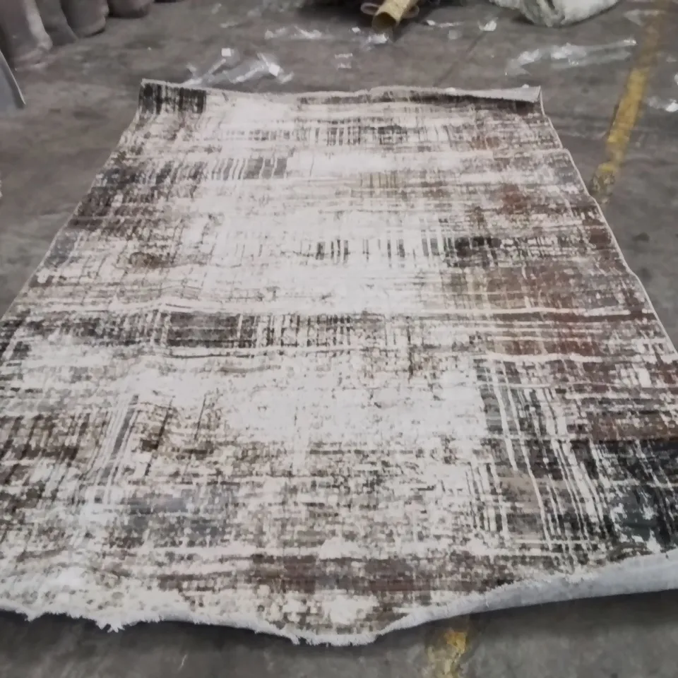 QUALITY DESIGNER AREA RUG - APPROXIMATELY 300X200