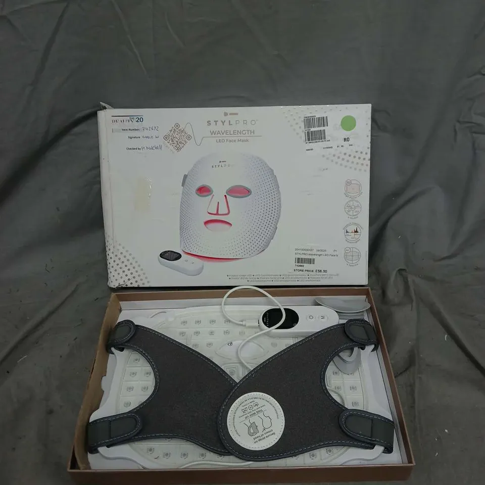 STYLPRO WAVELENGTH LED FACE MASK