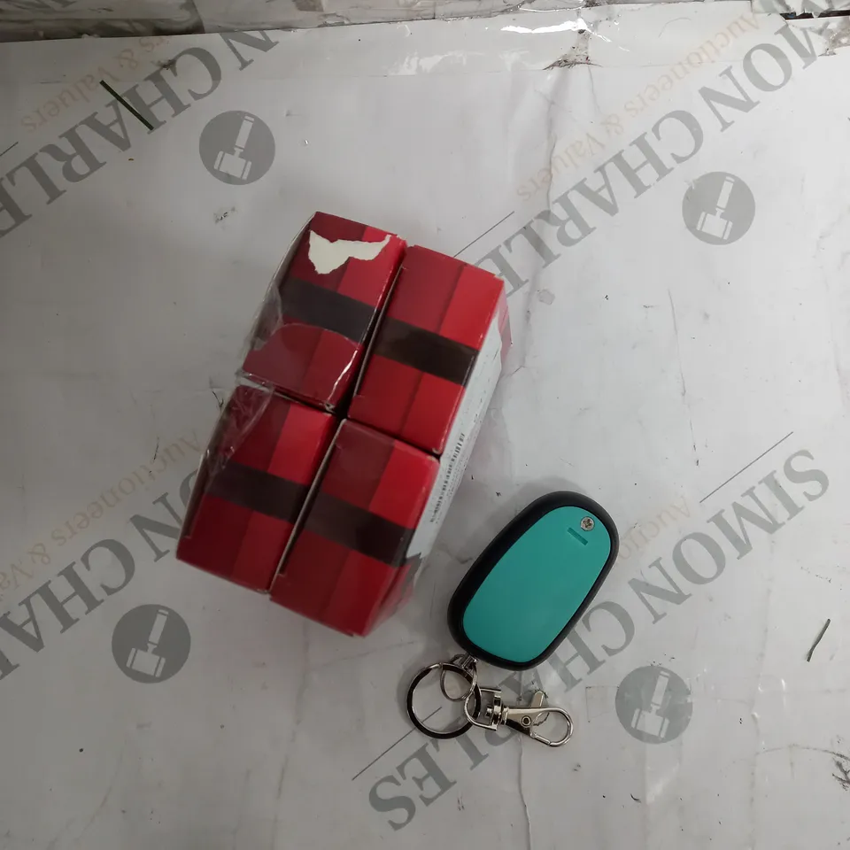 OUTLET FLIPO PACK OF 4 KEYCHAIN ALARM SAFETY LIGHTS