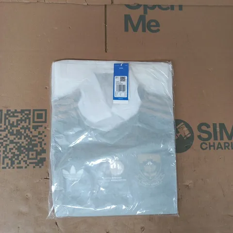 BAGGED ADIDAS SOUTH AFRICA 26 AWAY JERSEY IN GREEN SIZE MEDIUM