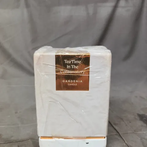 GARDENIA CANDLE – TEA TIME IN THE CONSERVATORY 