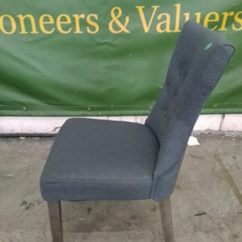 BEWLEY SLATE FABRIC BUTTON BACK DINING CHAIR WITH OAK LEGS