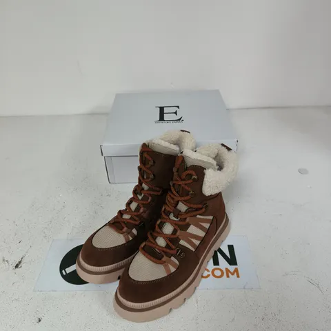 E SHOES BY EMMA ALPINE CAMEL BOOTS – UK 6, SHEARLING-LINED