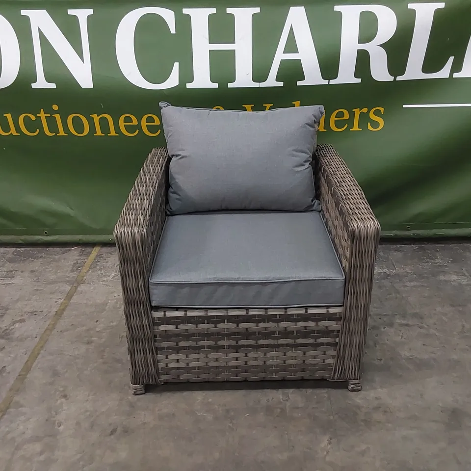 BRAND NEW TEXAS GARDEN AND PATIO RATTAN SOFA SET  RRP £1695