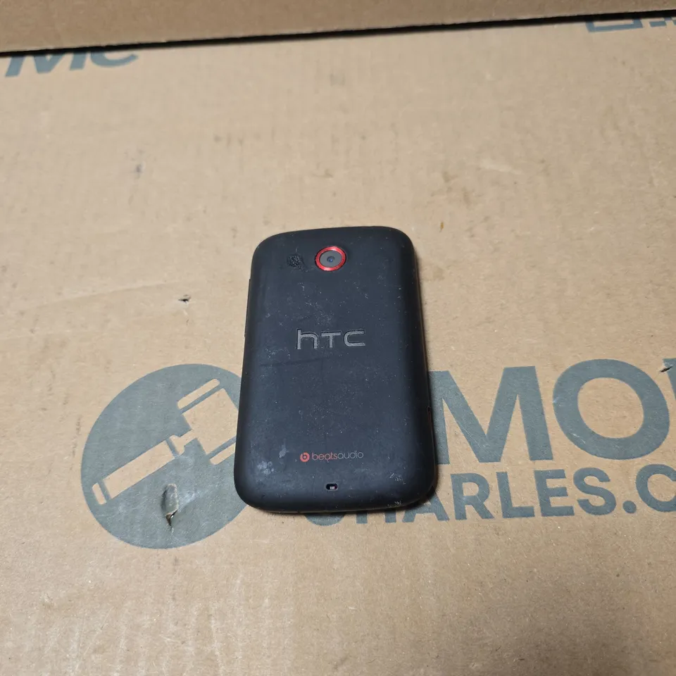 HTC DESIRE C PHONE WITH BEATSAUDIO