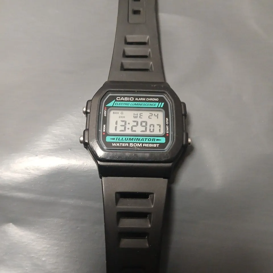 UNBOXED CASIO W-86 3298 WATCH WITH BLACK RUBBER STRAP