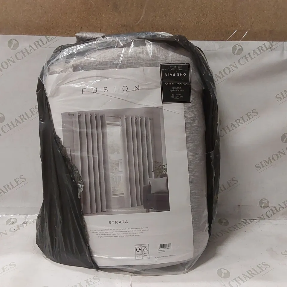 BAGGED POLYESTER ROOM DARKENING CURTAIN PAIR - 228 x 274cm