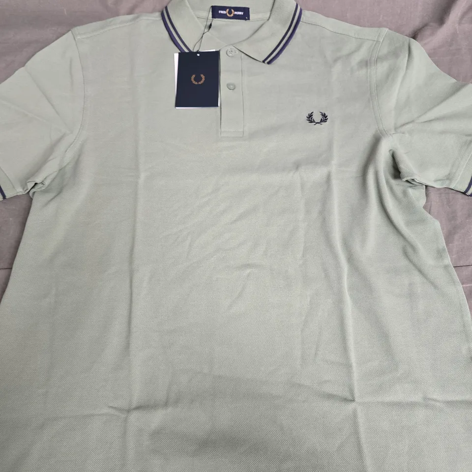 FRED PERRY TWIN TIPPED SHIRT - SIZE L