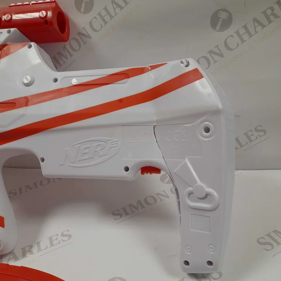 NERF FORTNITE B-AR GUN 8+