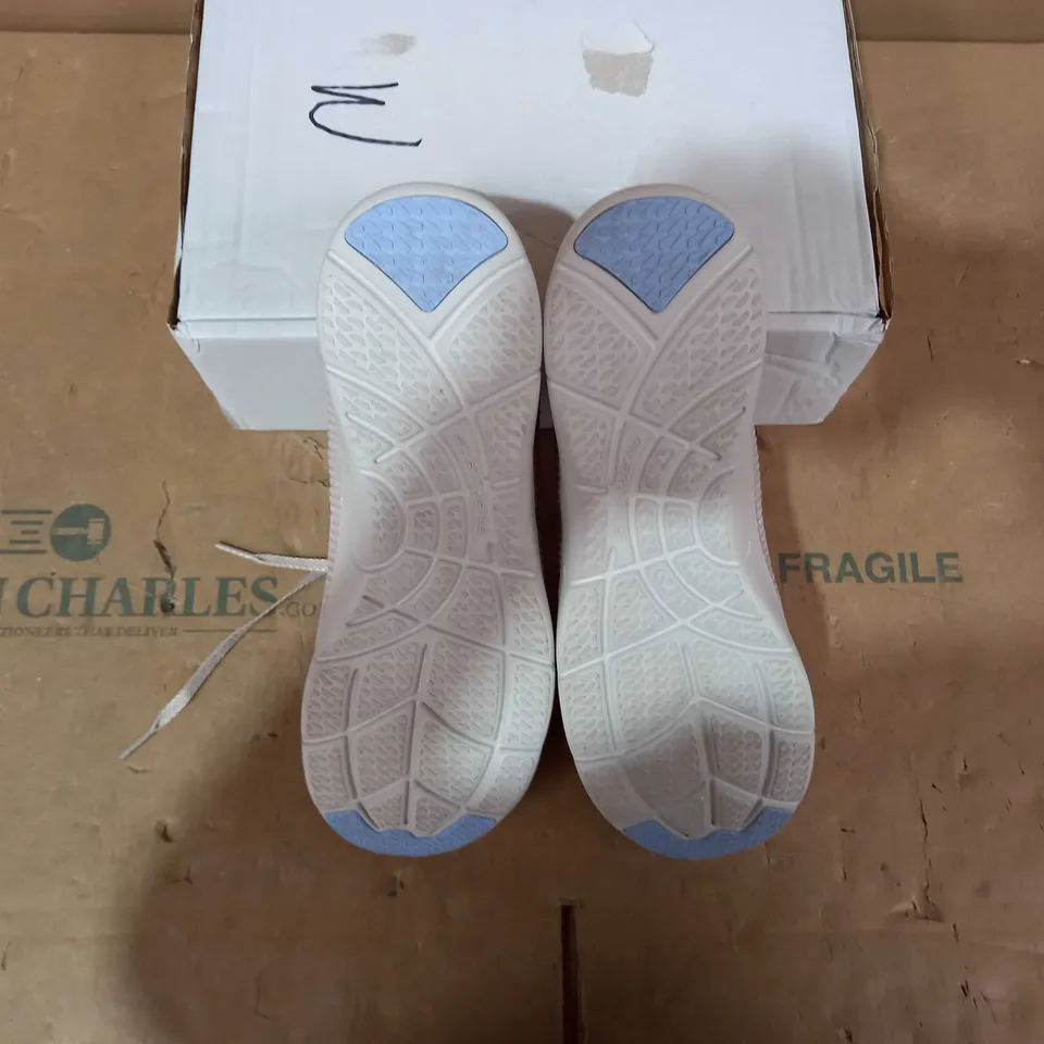BOXED PAIR OF SKECHERS - SIZE 7