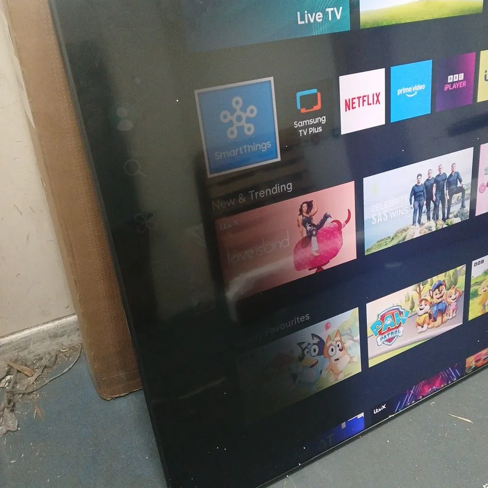 SAMSUNG DU8000 CRYSTAL 4K UHD SMART TV - COLLECTION ONLY