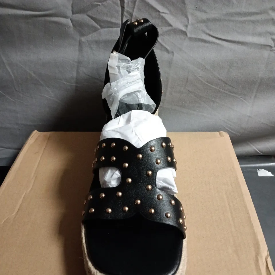 WOMEN'S BLACK STUDDED LEATHER SANDALS WITH ESPADRILLE WEDGE - UK SIZE 8
