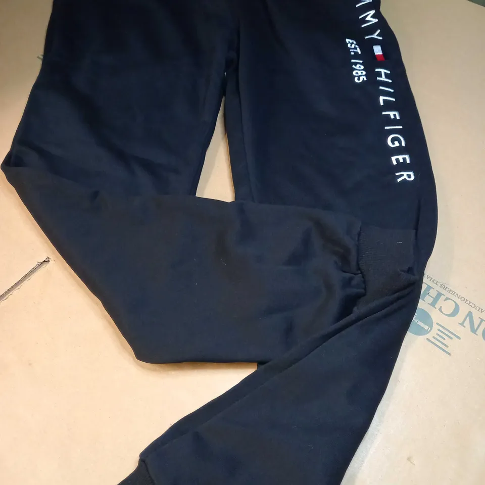 TOMMY HILFIGER BLACK/LOGO JOGGERS 