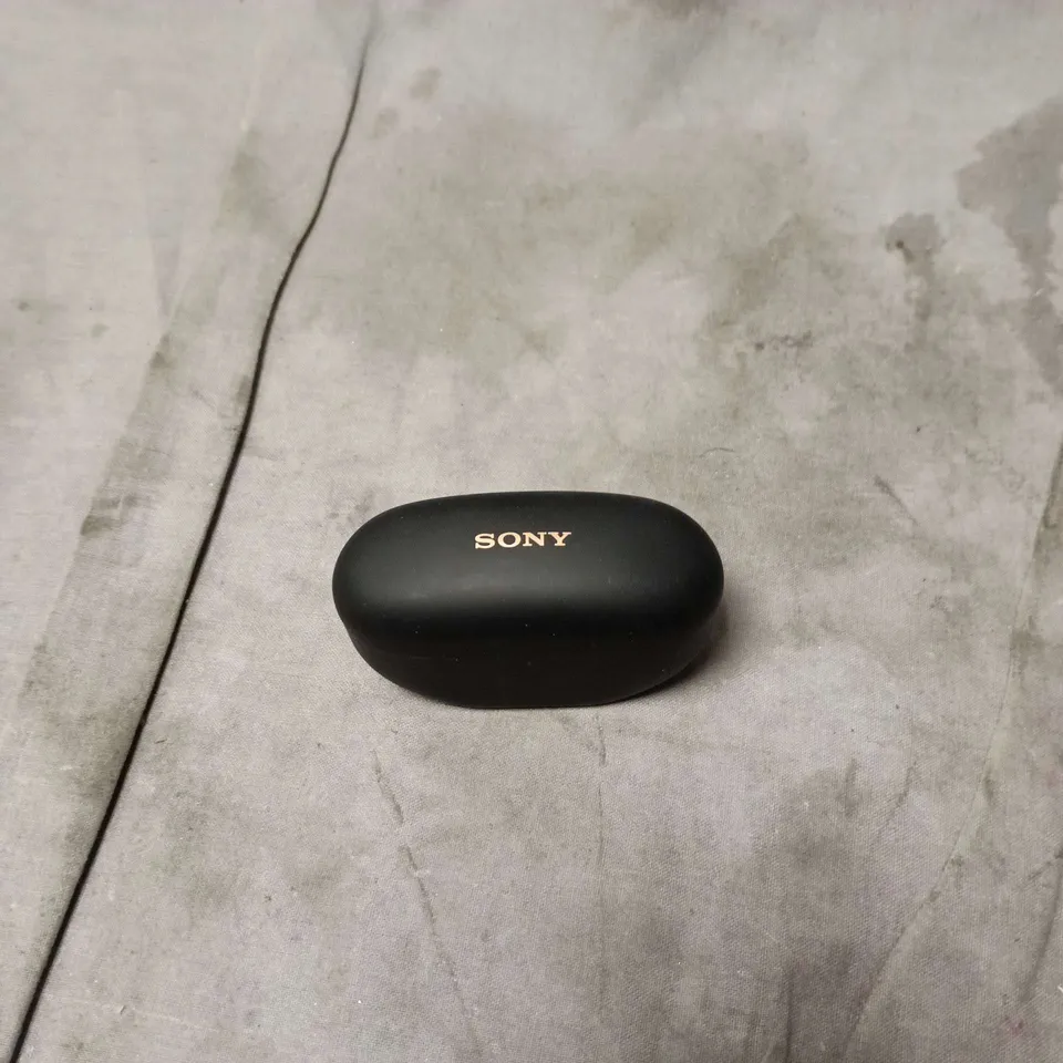 SONY 1000X SERIES WIRELESS EARBUDS IN CHARGING CASE 
