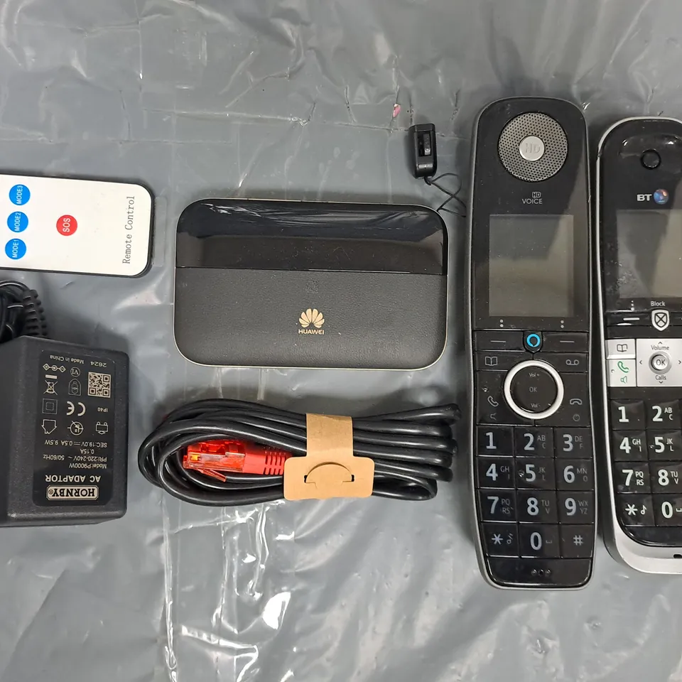 APPROXIMATELY 15 ASSORTED ELECTRICAL ITEMS