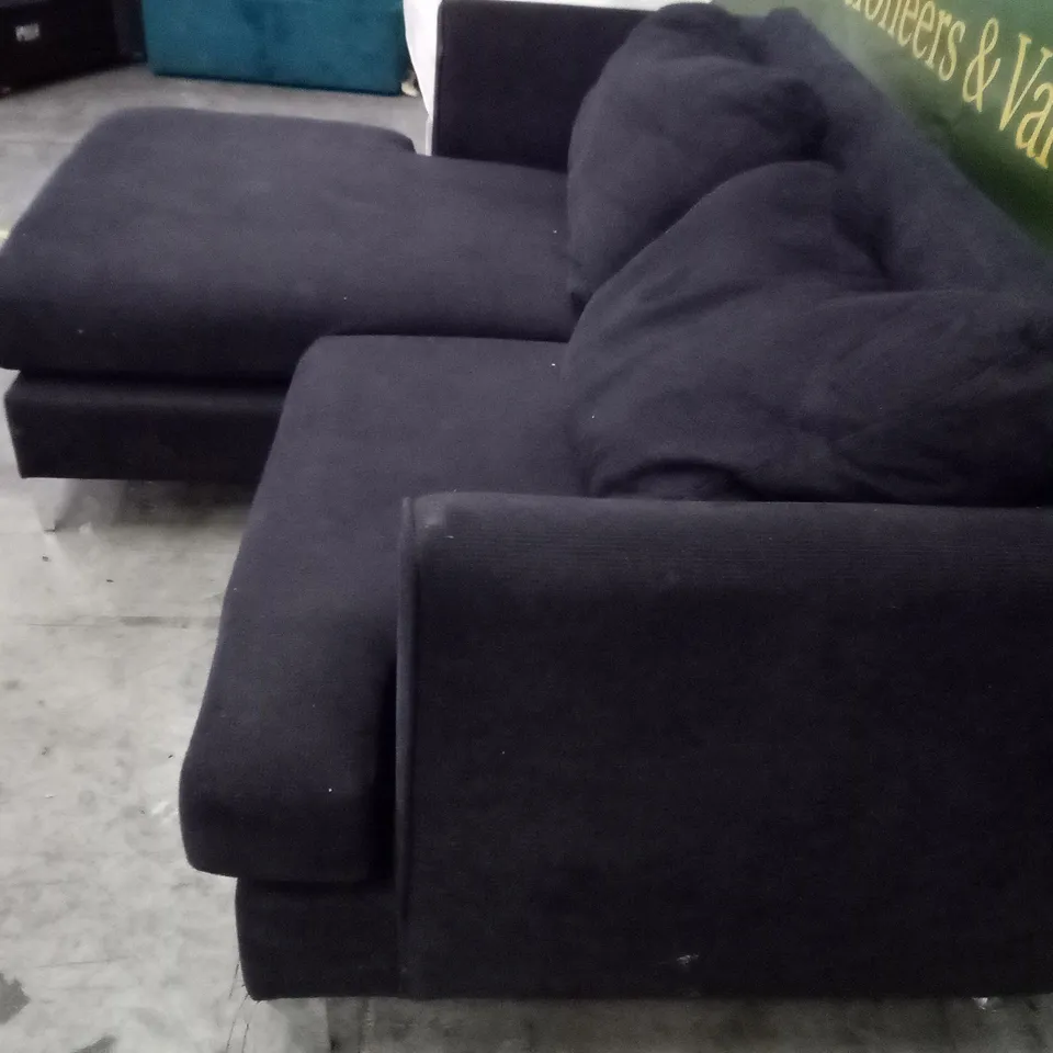 QUALITY DESIGNER 3 SEATER CORNER BLACK W CHAISE