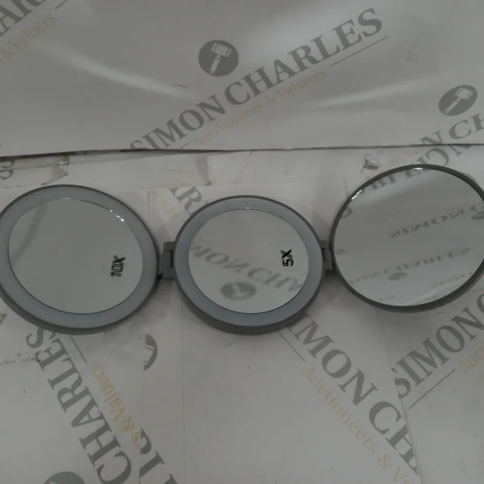 SIMPLY BEAUTY FOLDING TRIO MIRROR LEOPARD PRINT 