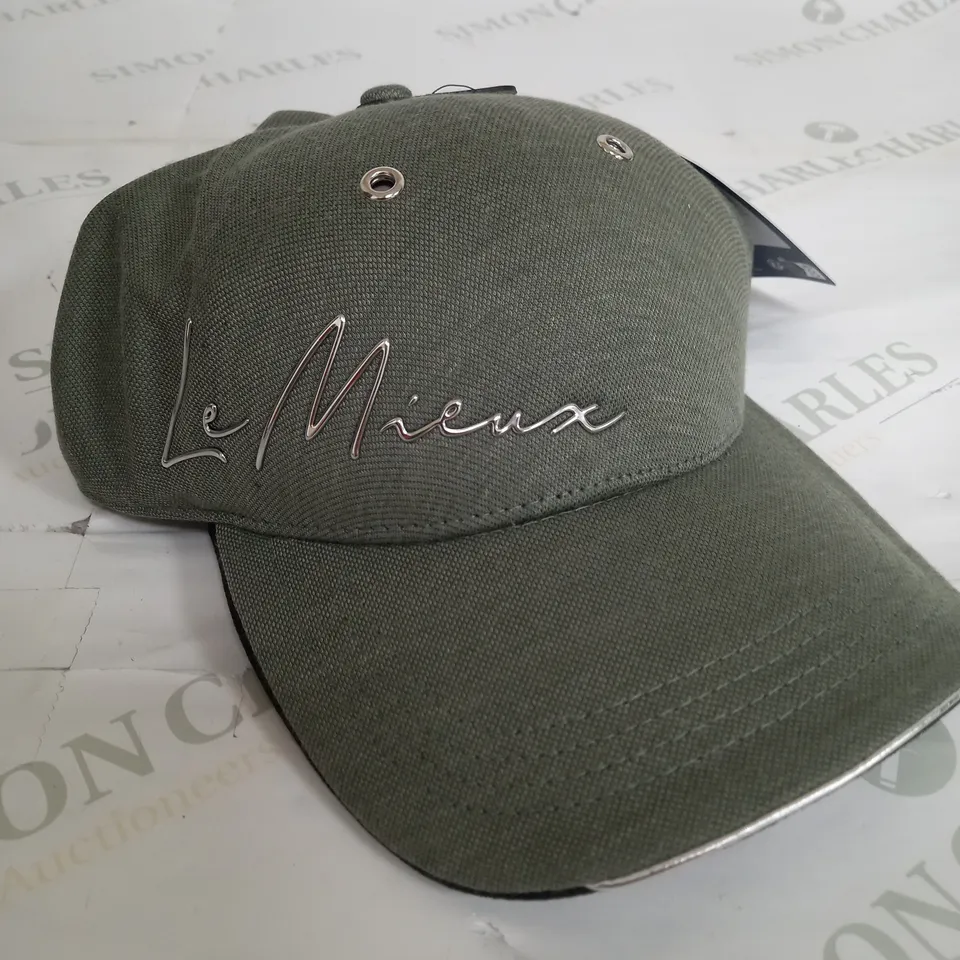 LE MIEUX SIMONE CAP IN THYME