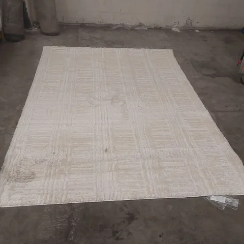 QUALITY DESIGNER AREA RUG - APPROXIMATELY 280 x 195cm