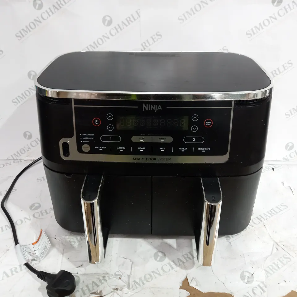 BOXED NINJA FOODI MAX HEATH GRILL & AIR FRYER