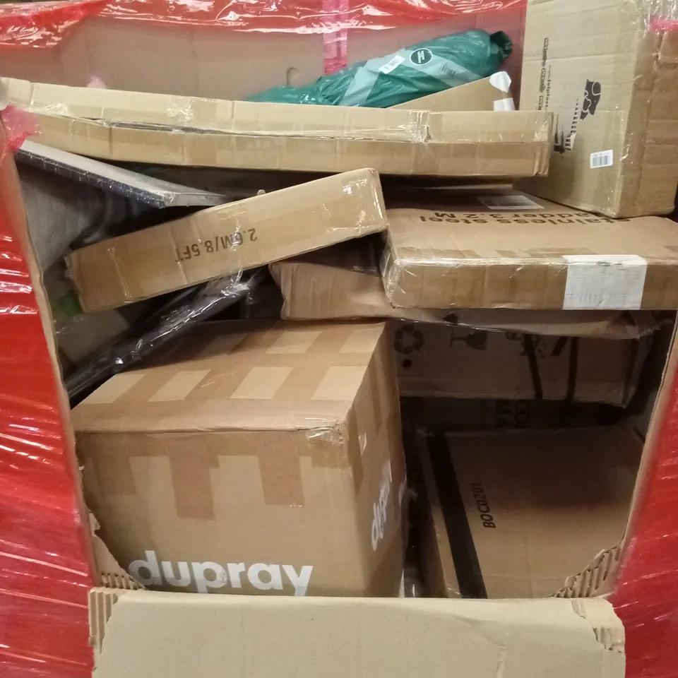 PALLET OF ASSORTED HOUSEHOLD GOODS AND PRODUCTS TO INCLUDE; LADDERS, AIR FRYER, GRAVEL CLEANER ETC
