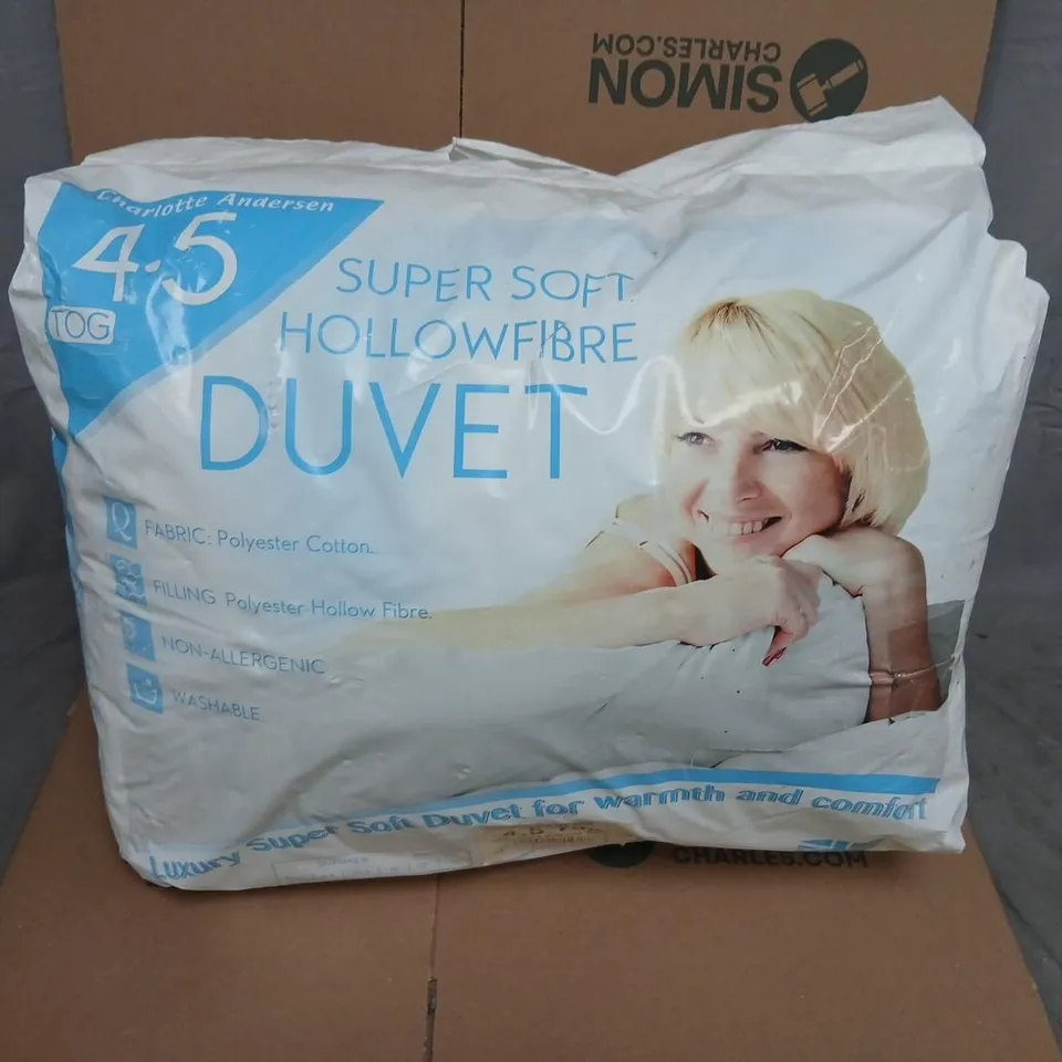CHARLOTTE ANDERSEN 4.5 TOG SUPER SOFT HOLLOW FIBRE DUVET