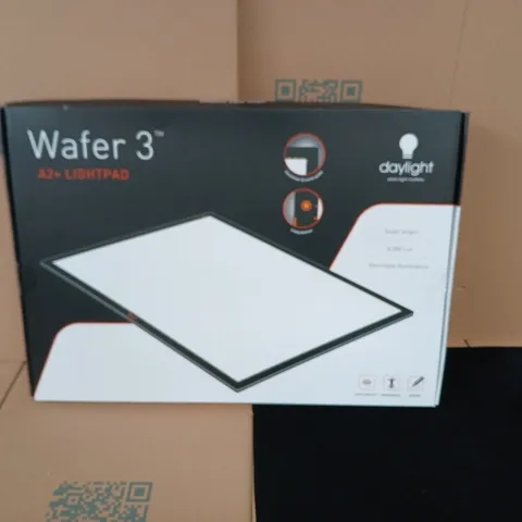 DAYLIGHT WAFER 3 A2+ LIGHTPAD – BOXED