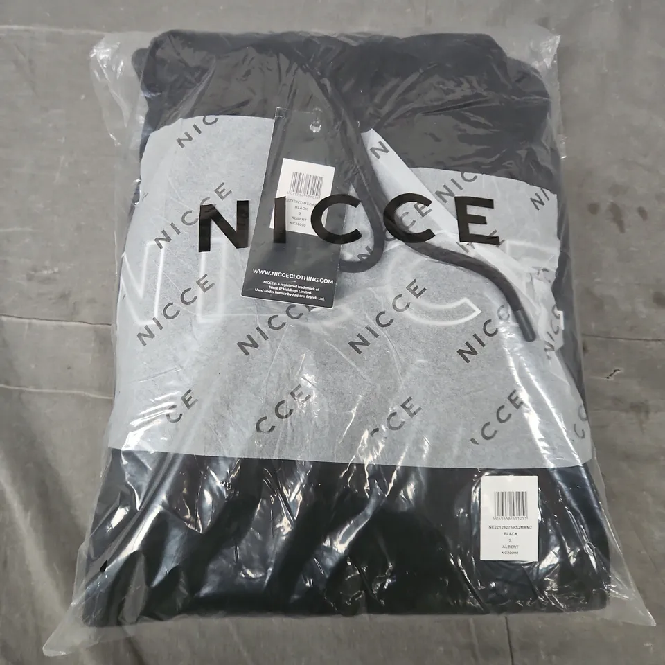 BAGGED NICCE ALBERT TRACKSUIT IN BLACK - SMALL