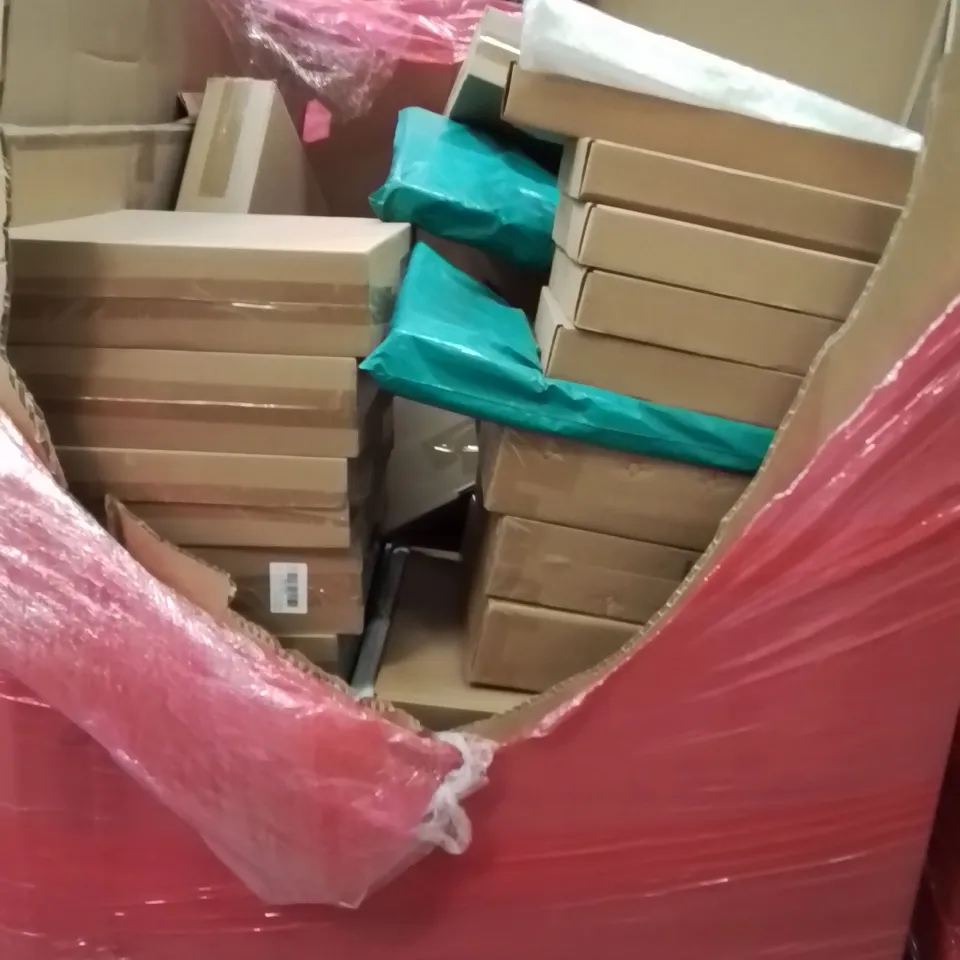 PALLET CONTAINING LARGE QUANTITY OF MENU SIGN HOLDERS ECT.