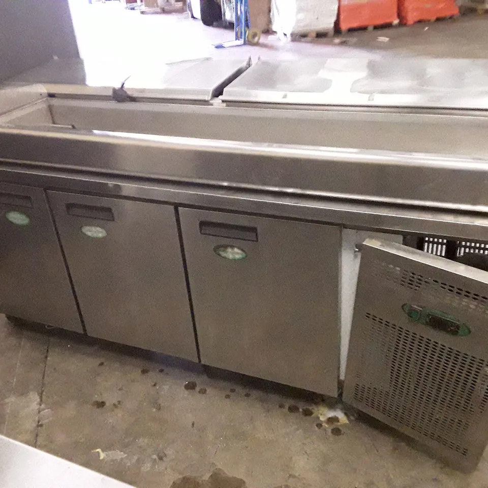 LINCAT GENFROST GPR3800 3 DOOR PREP COUNTER WITH RAISED TOPPING WELL
