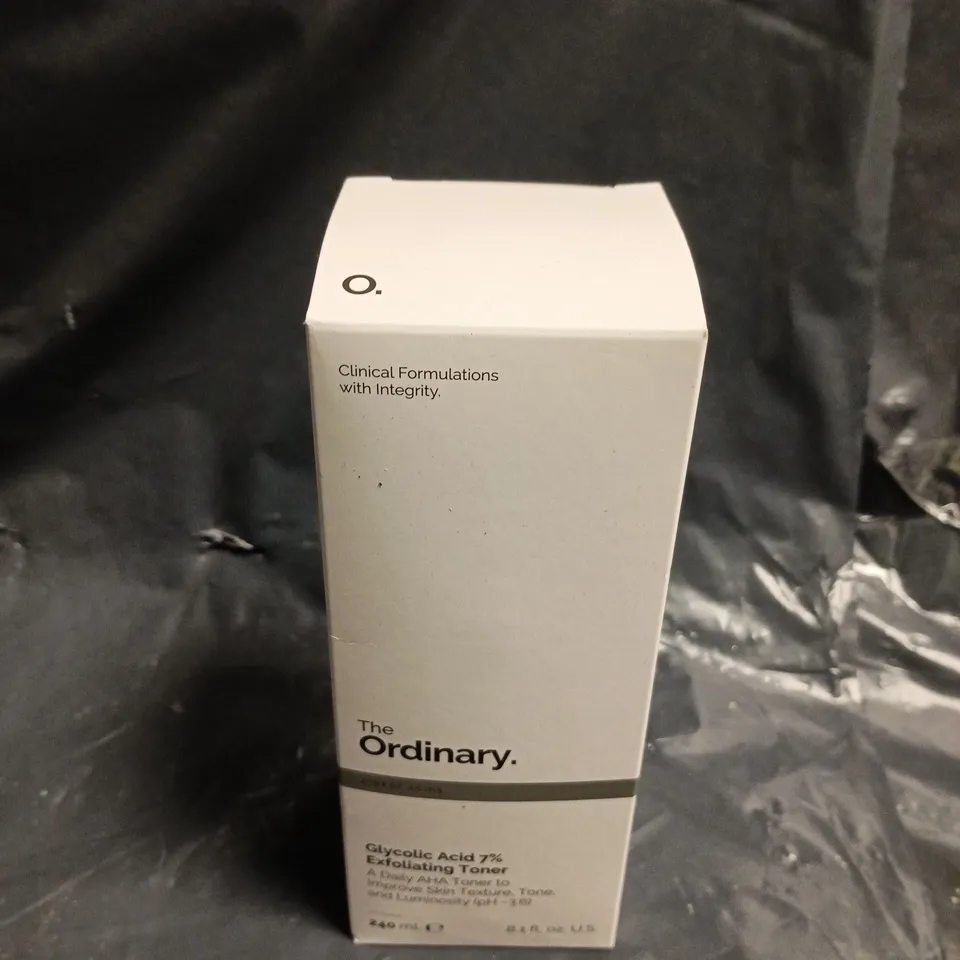 THE ORDINARY GLYCOLIC ACID 7% EXFOLIATING TONER – 240 ML